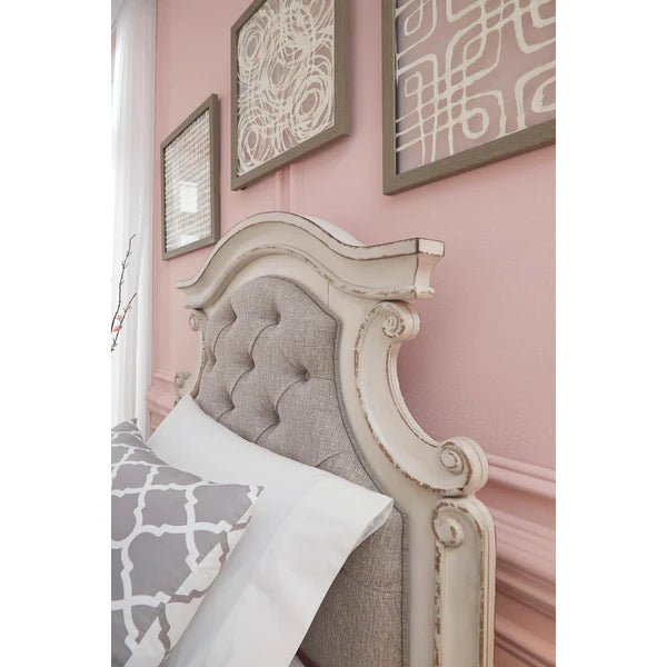 Realyn Twin Bed Beds| Ashley Homestore