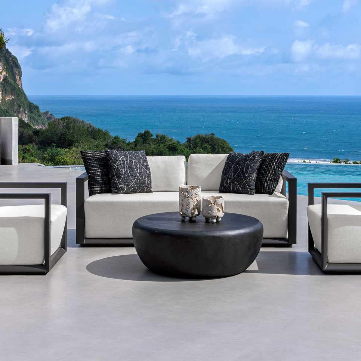 Remsen Outdoor Black/Oyster Sofa Outdoor Loveseats & Sofas| Uttermost