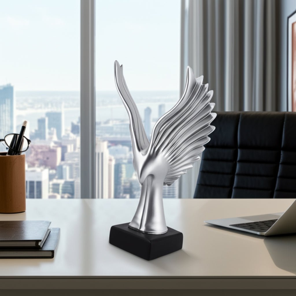 RESIN 14"H EAGLE TABLE ACCENT, SILVER Table Decors| Sagebrook Home