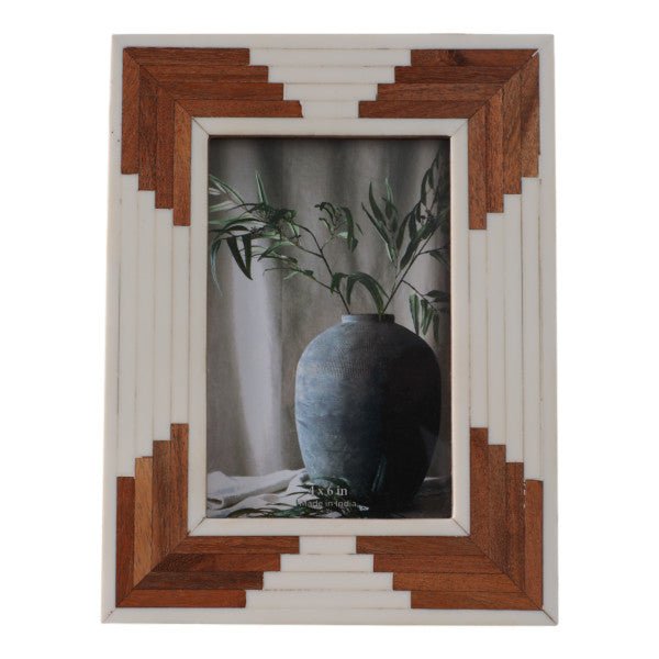 RESIN, 4X6 CASCADING WOOD PHOTO FRAME, WHITE Photo Frames| Sagebrook Home