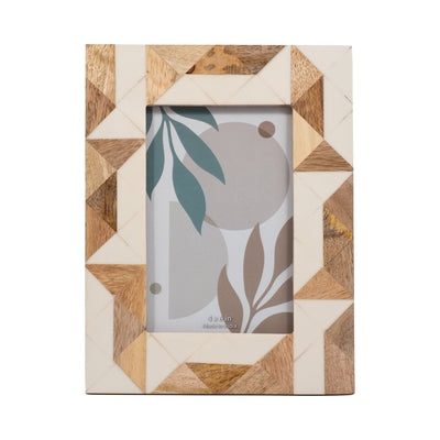 RESIN, 4X6 WOOD & WHITE GEOMETRIC PHOTO FRAME, WHI - Al Rugaib Furniture
