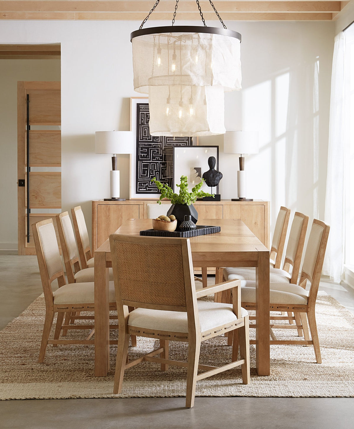 Retreat Rectangle Dining Table with 1-22in Leaf Dining Tables| Hooker