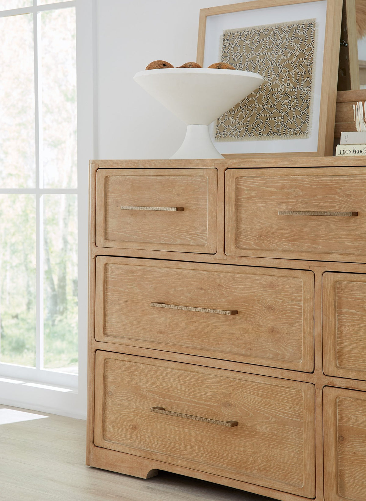 Retreat Seven-Drawer Dresser Dressers| Hooker