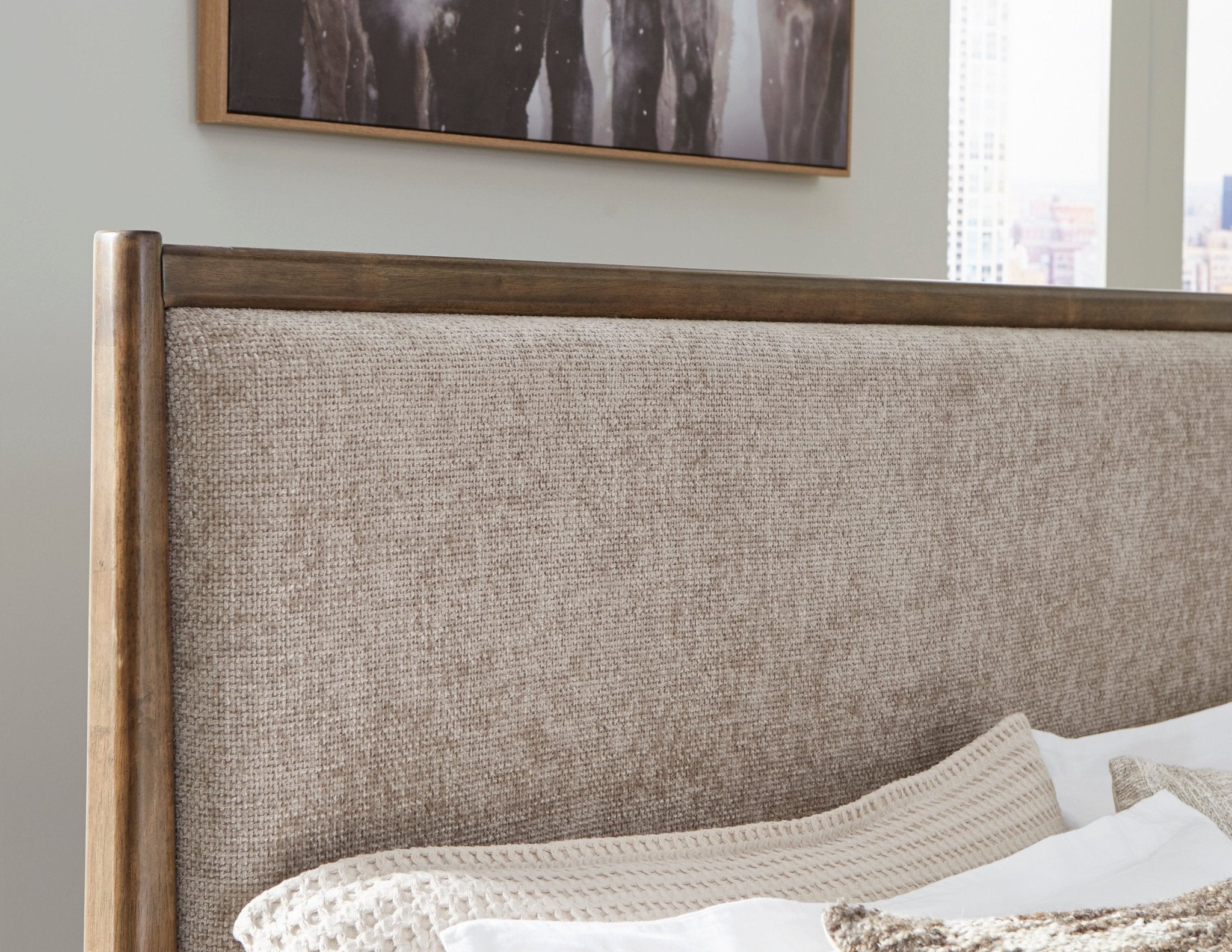 Roanhowe King Bed Beds| Ashley Homestore