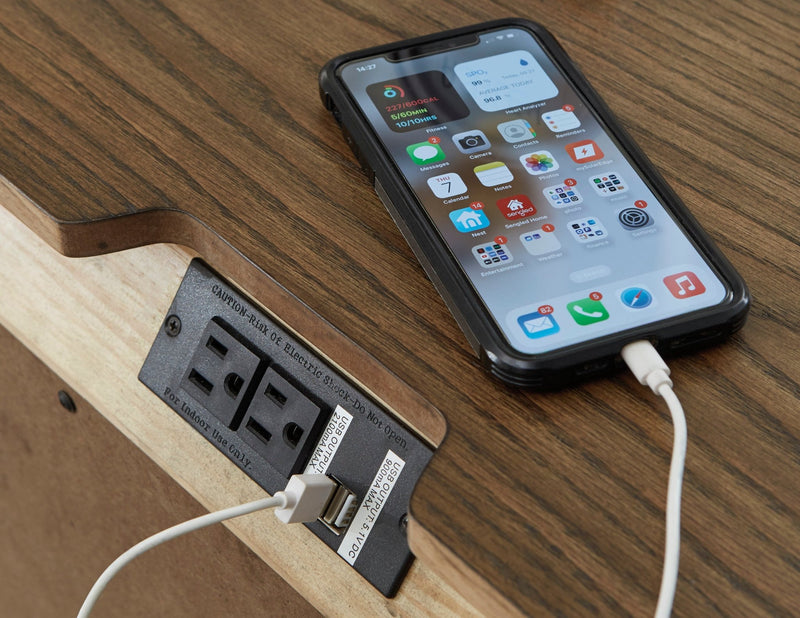 Roanhowe King Bedroom Set Package - Al Rugaib Furniture