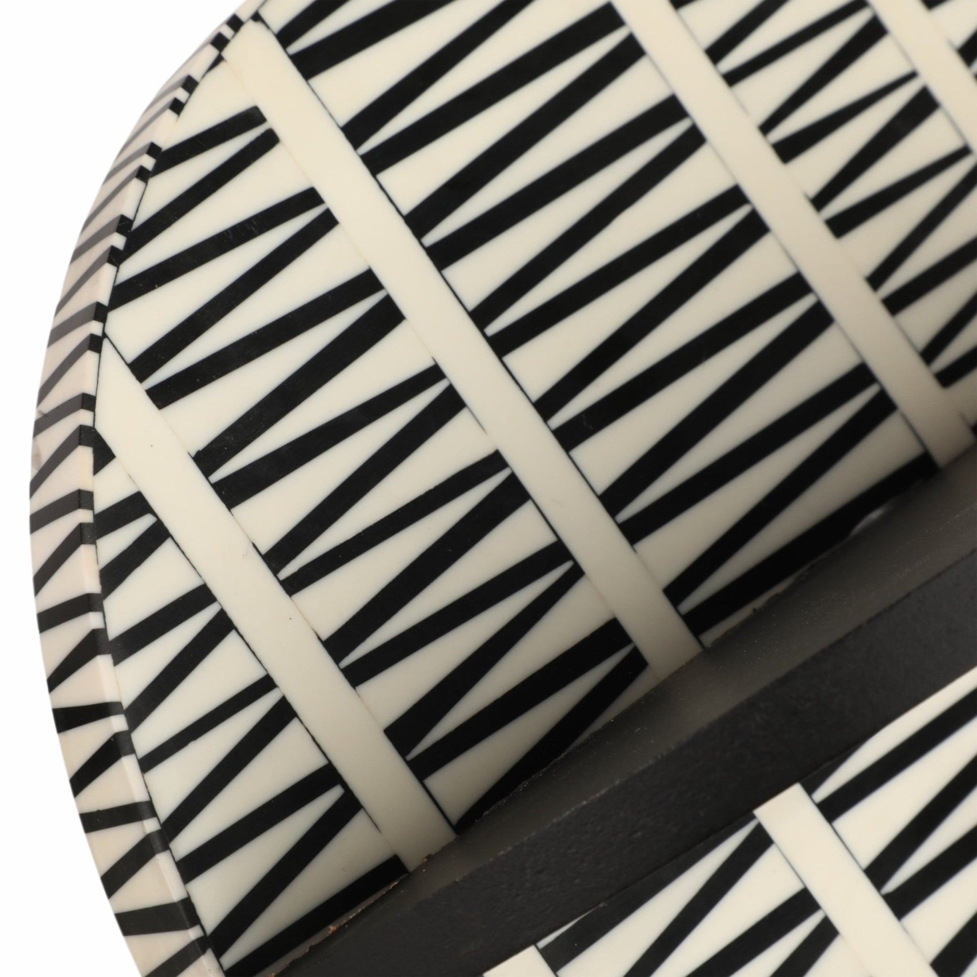 S/2 7/10" Gobiel Black & White Resin Orbs Table Decors| Sagebrook Home