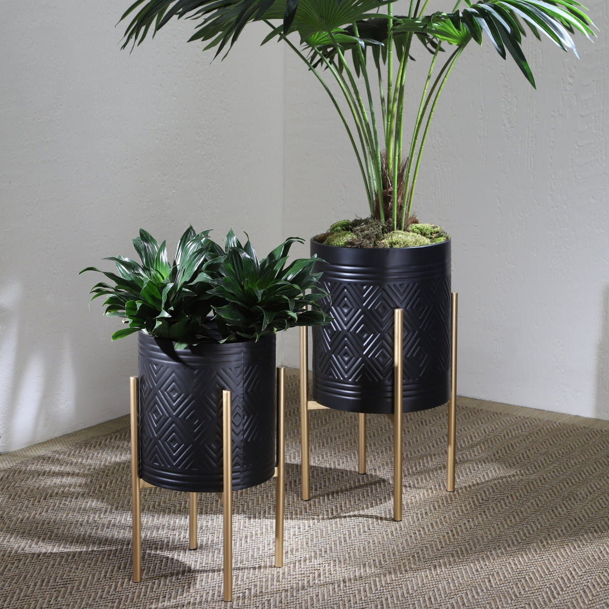 S/2 AZTEC PLANTER ON METAL STAND, BLACK/GOLD Outdoor Planters| Sagebrook Home