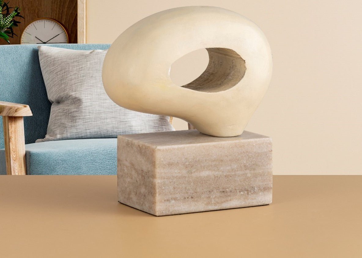 Sculptural Table Decors| Roots Furniture