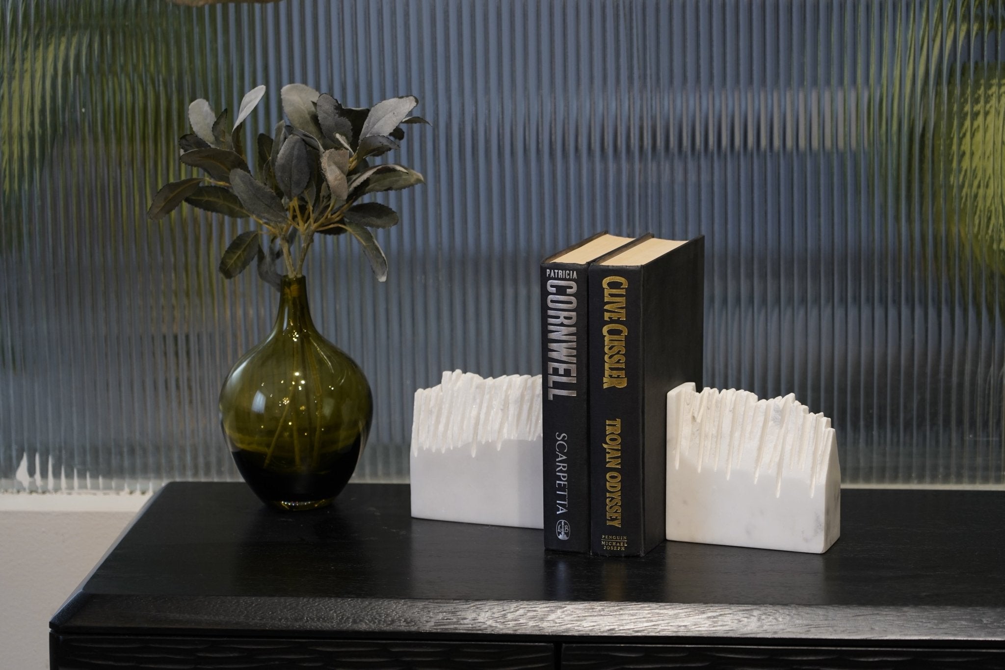 Sierra Book End Table Decors| Roots Furniture