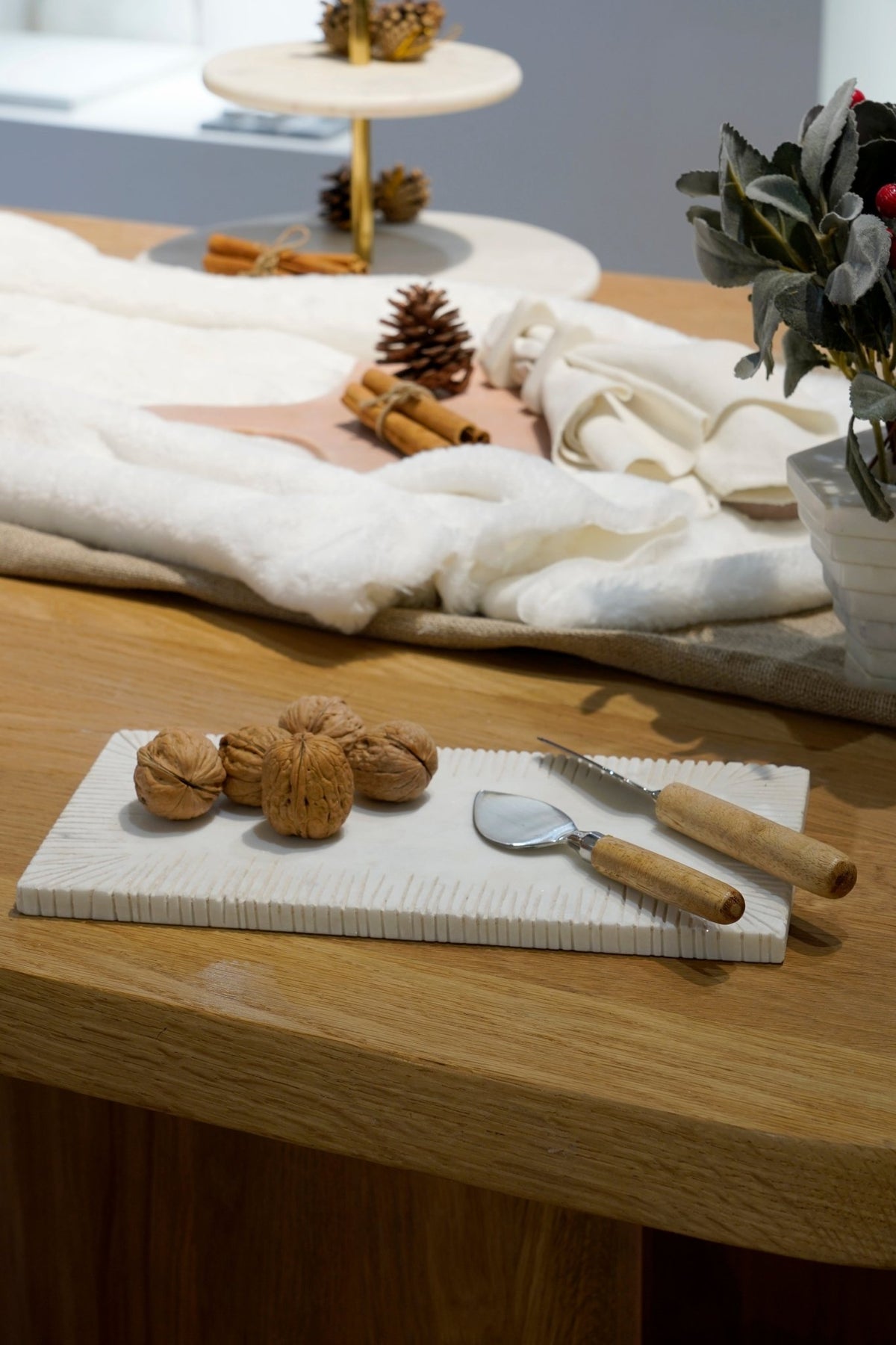 Sierra Platter- Rectangular Tray| Roots Furniture