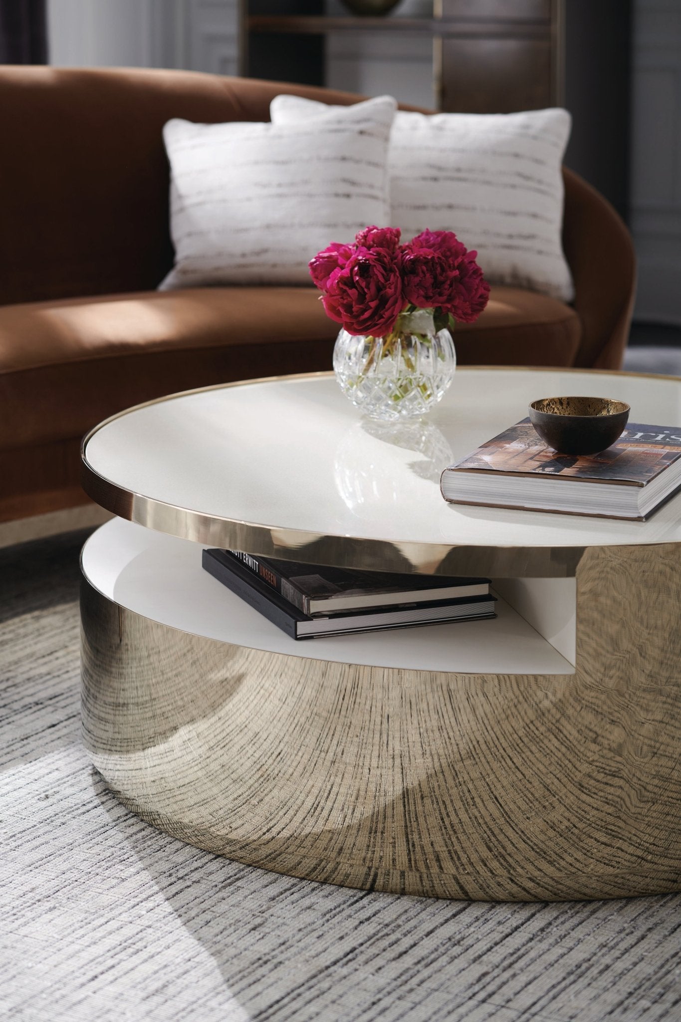 Signature Metropolitan - Turn Style Coffee Tables| Caracole
