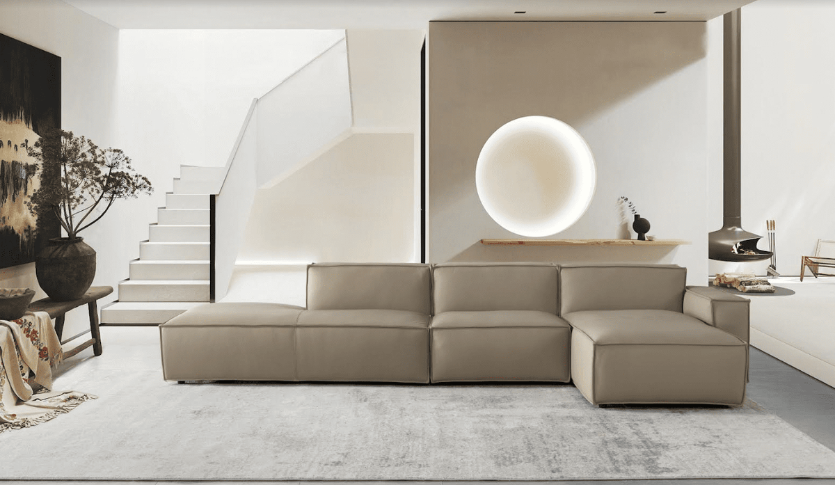 Steffan leather Sectional Sectionals| Roots Furniture