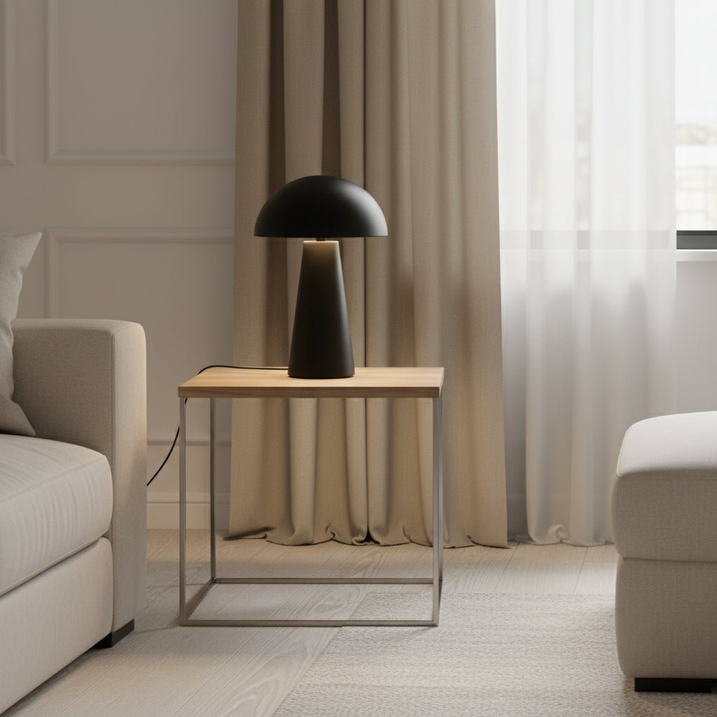 Svart - Table Lamp Table Lamps| Roots Furniture