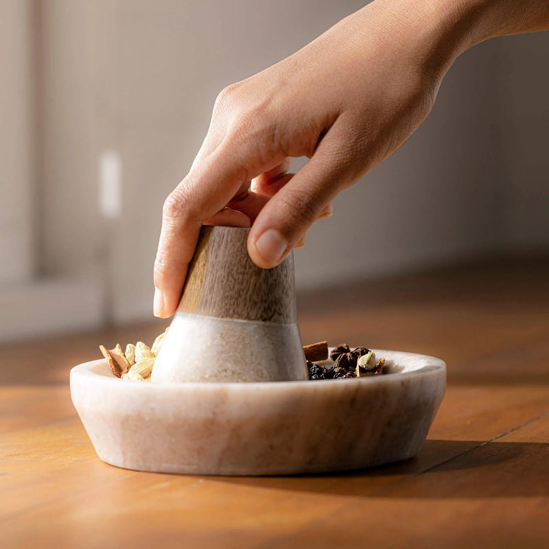 Swirl & Grind Mortar and Pestle - Al Rugaib Furniture