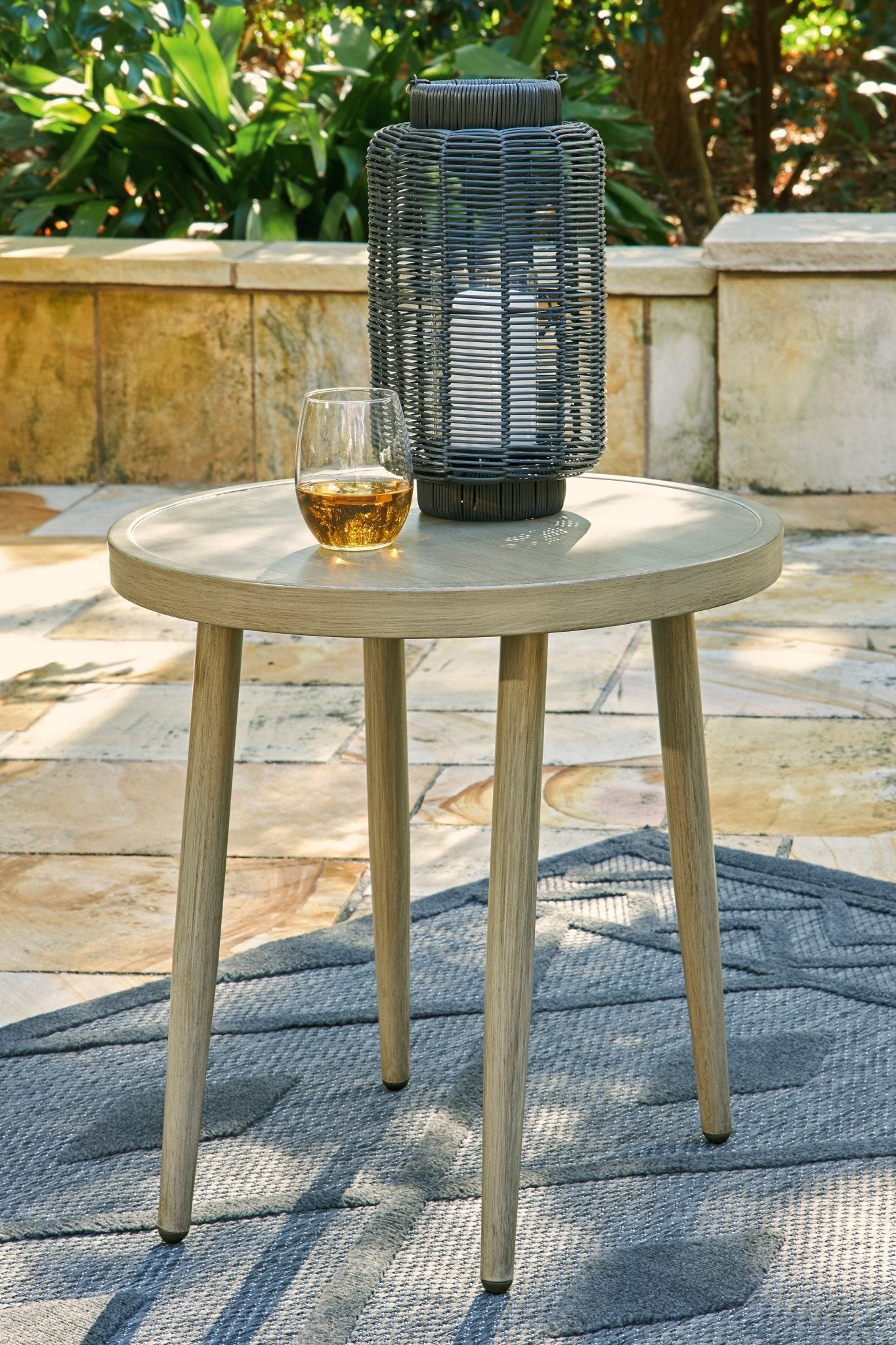Swiss Valley Set Outdoor Sets| Ashley Homestore