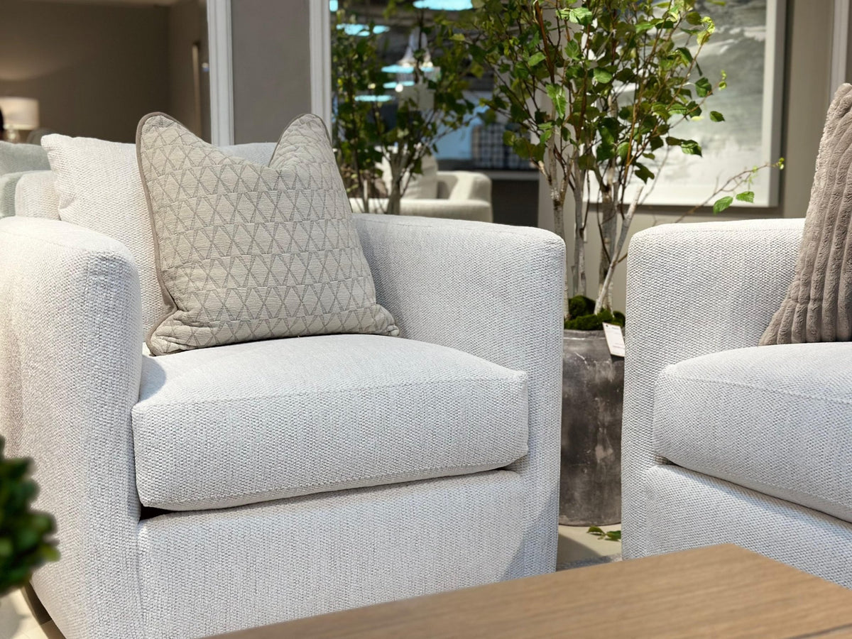 Sydney Chair Chairs| Roots Furniture