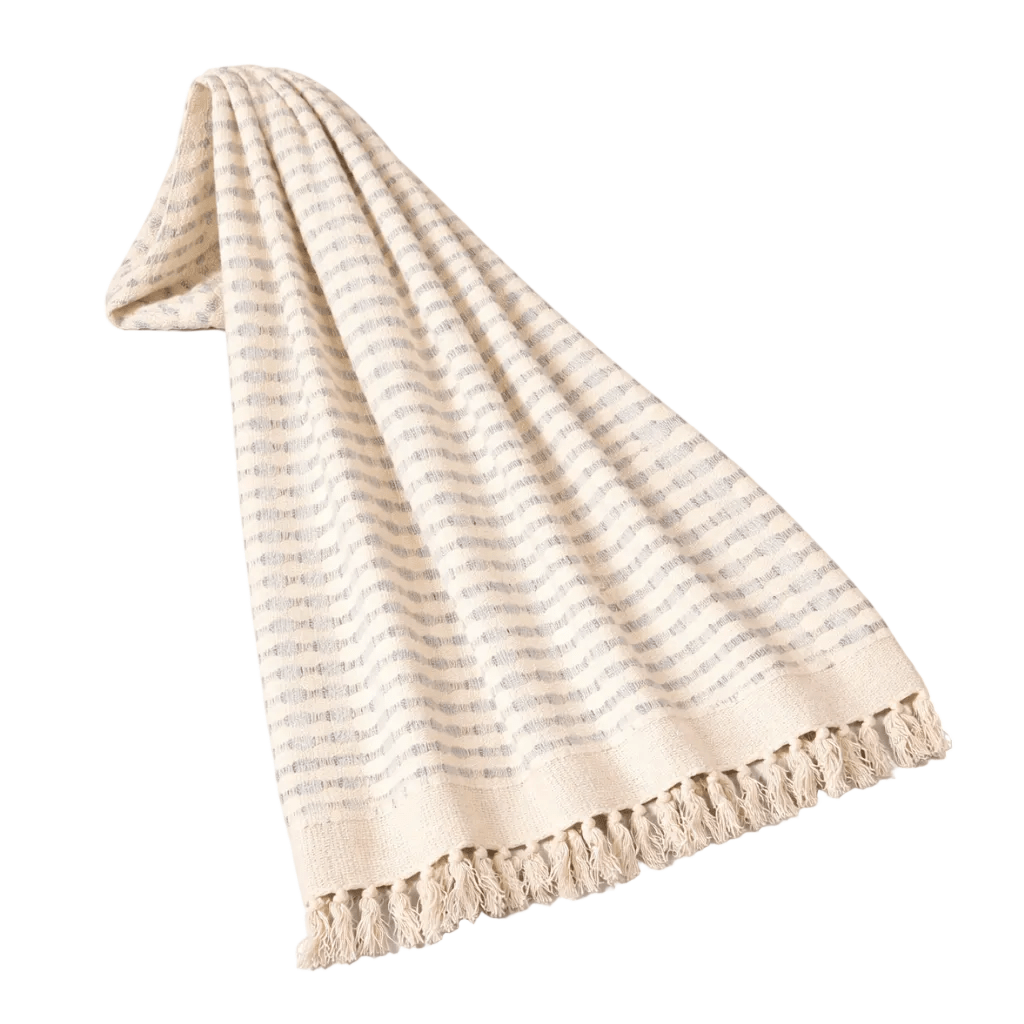 Throwh Throws| Roots Furniture
