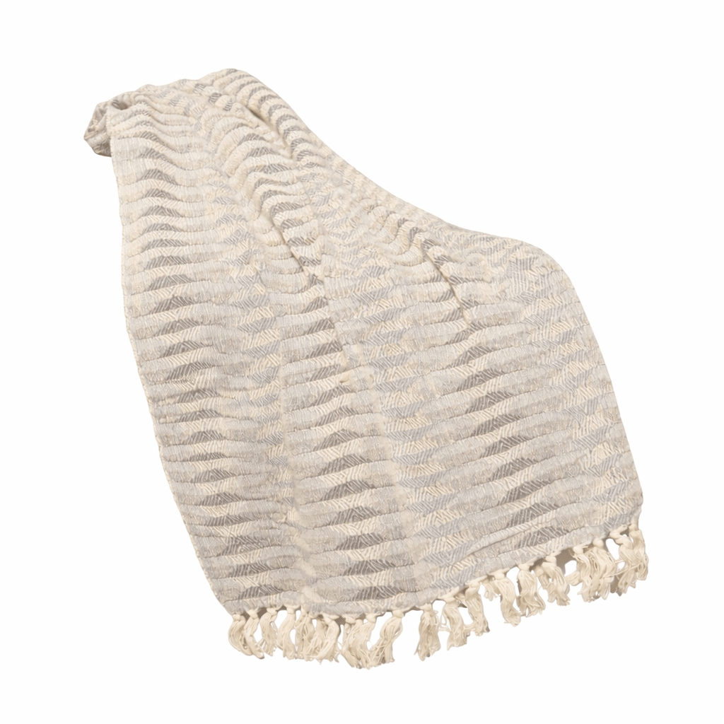 Throwh Throws| Roots Furniture