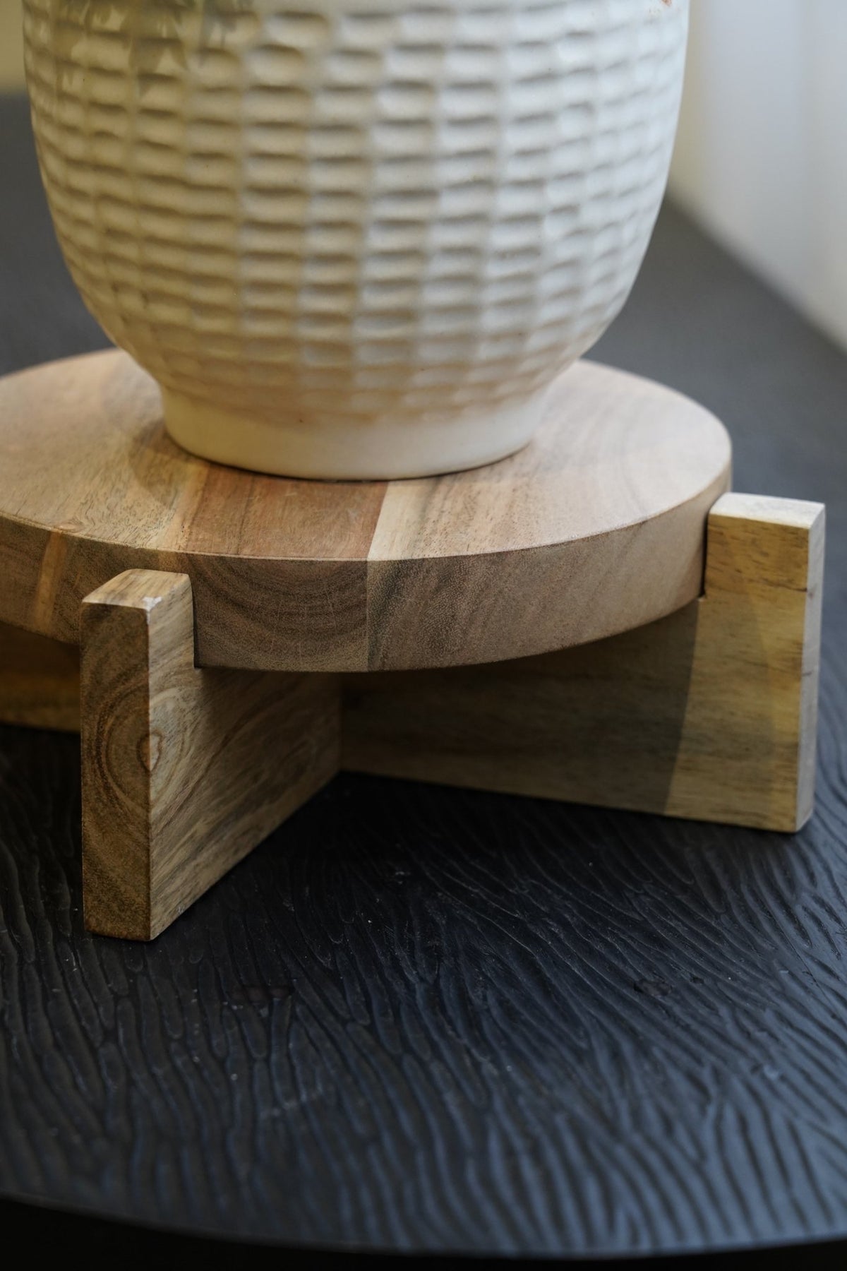 Tray Tray| Roots Furniture