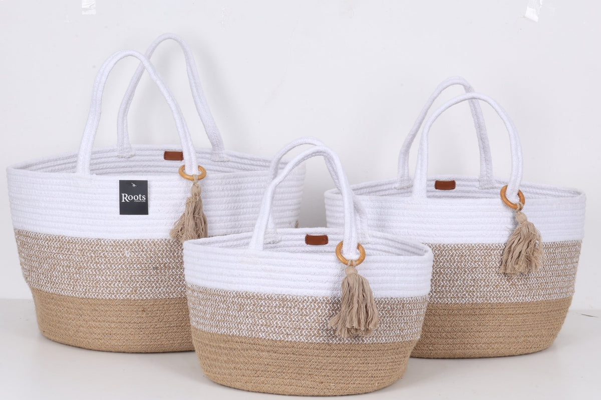 TRI CLR - CTN/JUTE SQR BASKET W/TASSEL O N HANDLE - S/3 Baskets| Roots Furniture