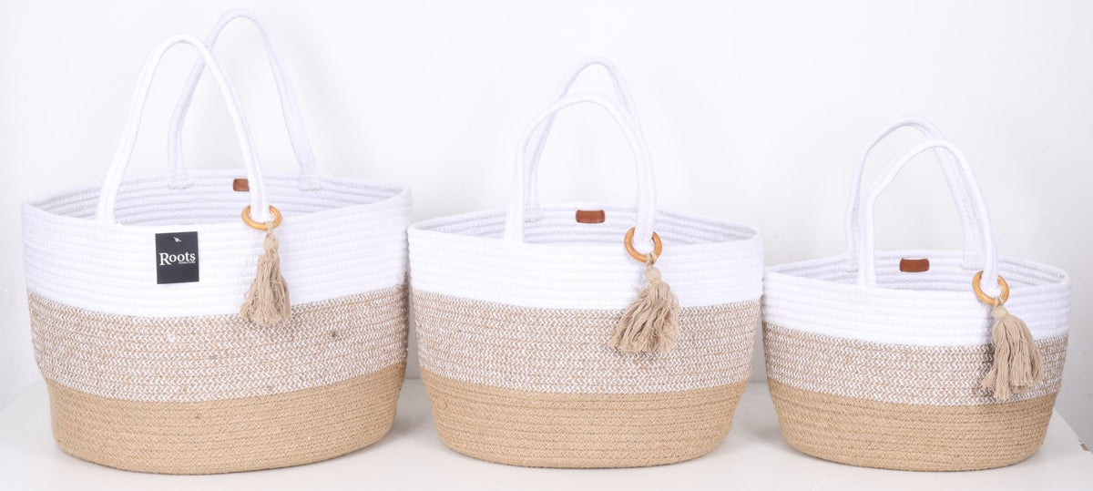 TRI CLR - CTN/JUTE SQR BASKET W/TASSEL O N HANDLE - S/3 Baskets| Roots Furniture