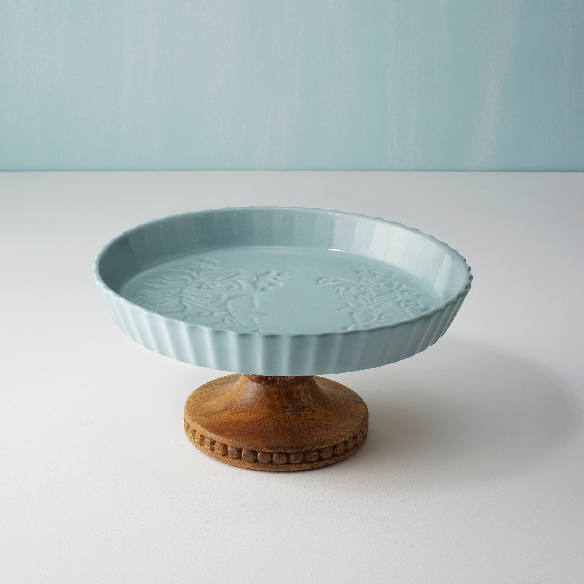 Upper Crust Ceramic Cake Stand With Server Tray| Roots Furniture