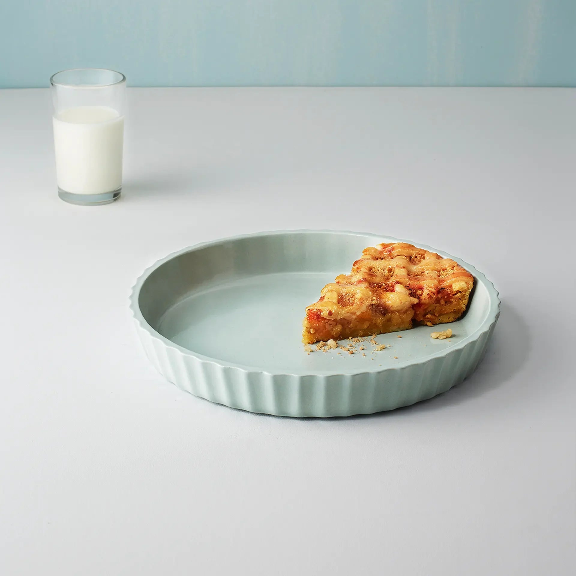 Upper Crust Ceramic Tart Dish Bowl| Roots Furniture