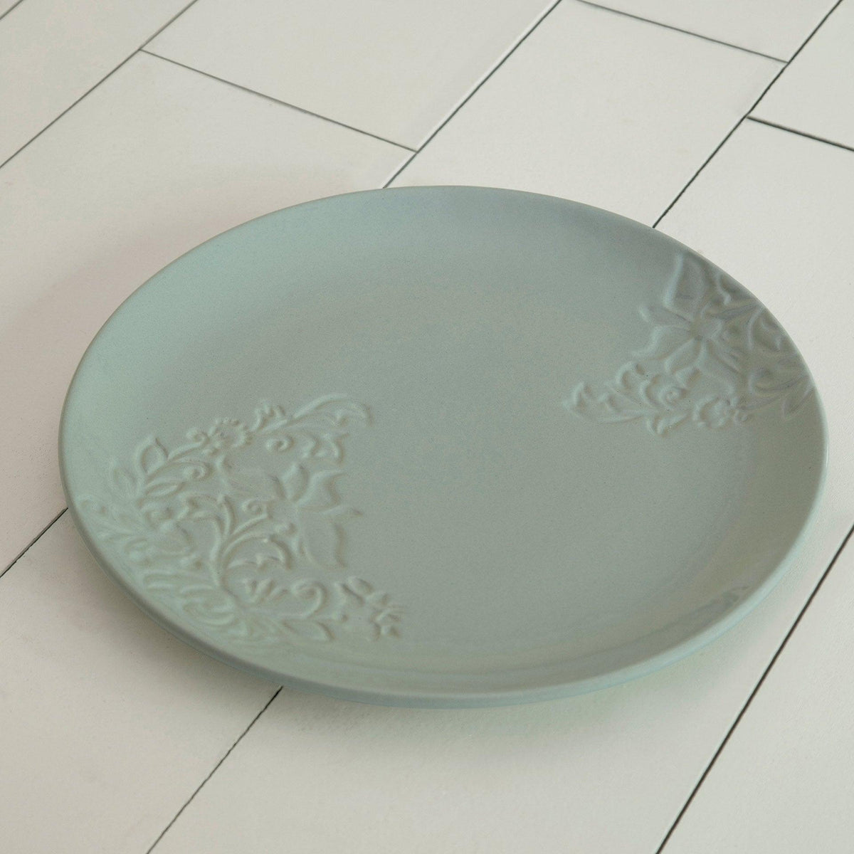 Upper Crust Dinner Plate Bowl| Roots Furniture