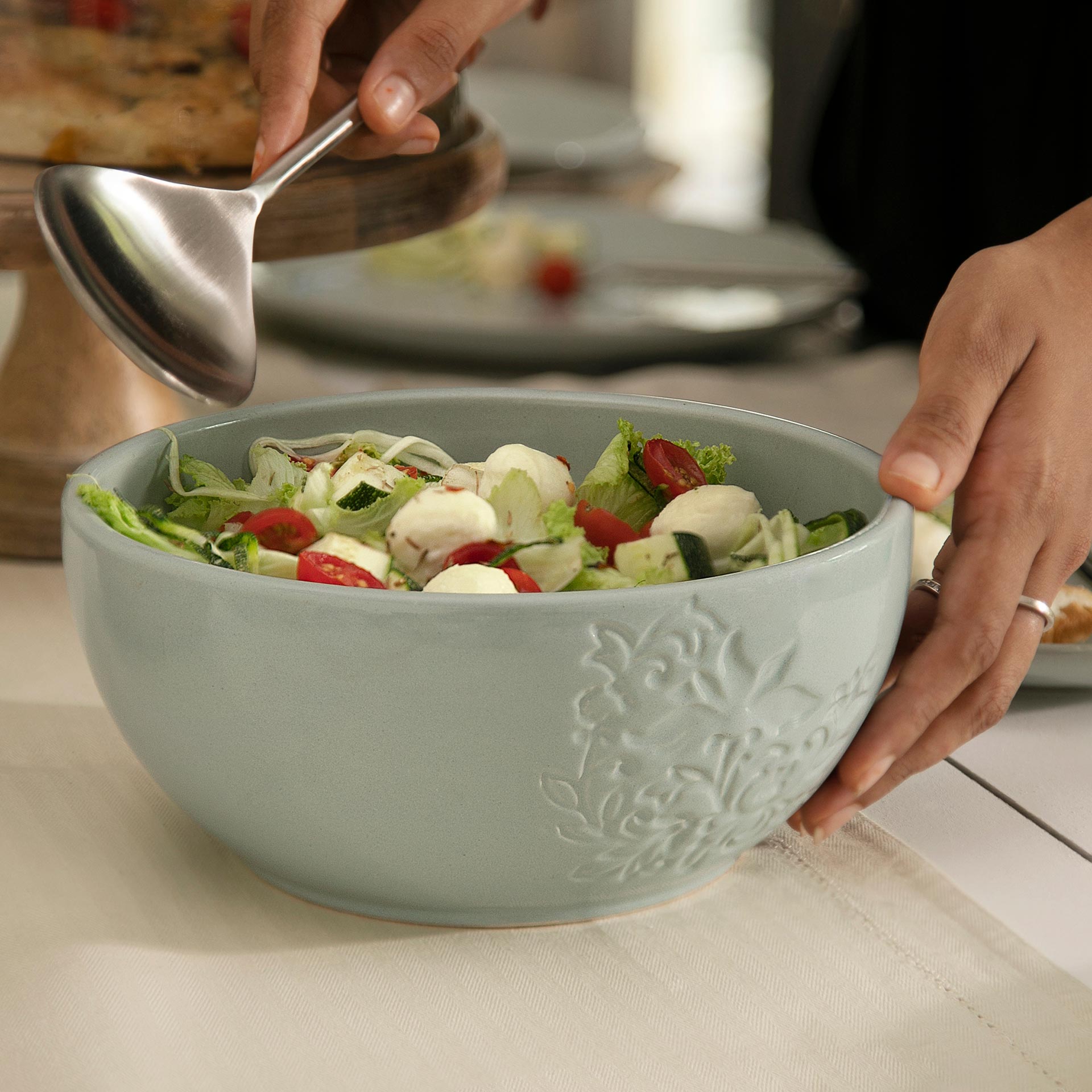 Upper Crust Serving Bowl Bowl| Roots Furniture