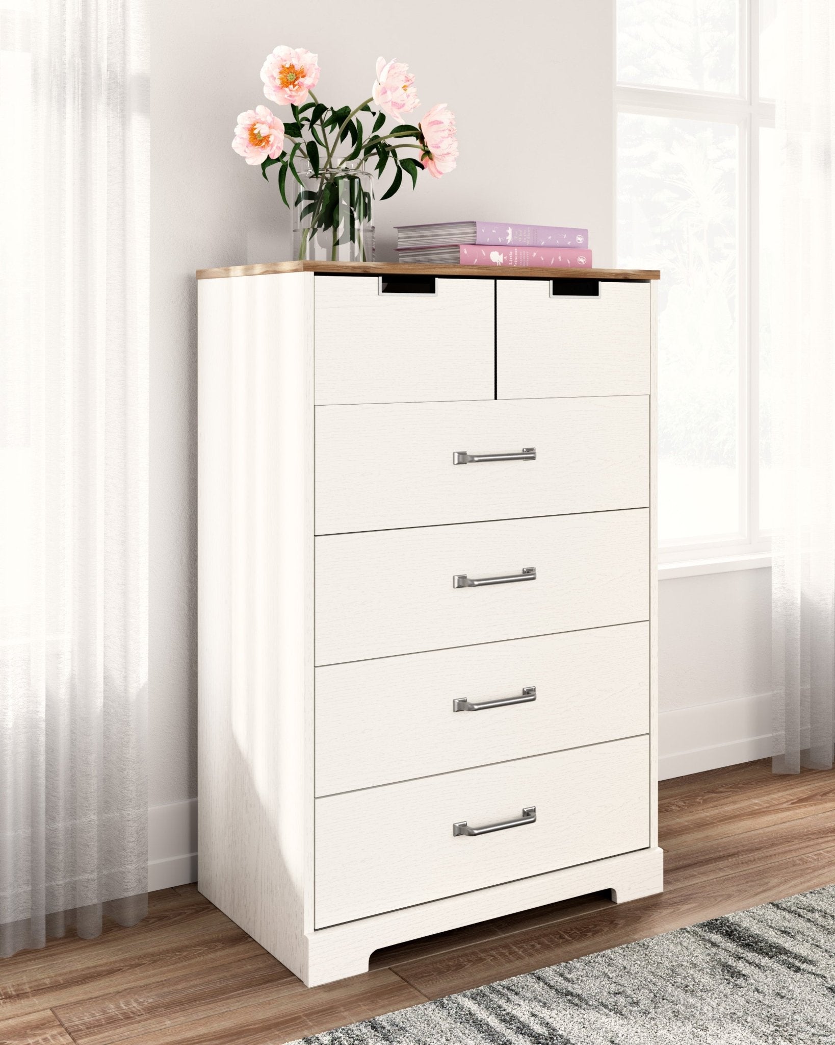 Vaibryn Dresser Dressers| Ashley Homestore