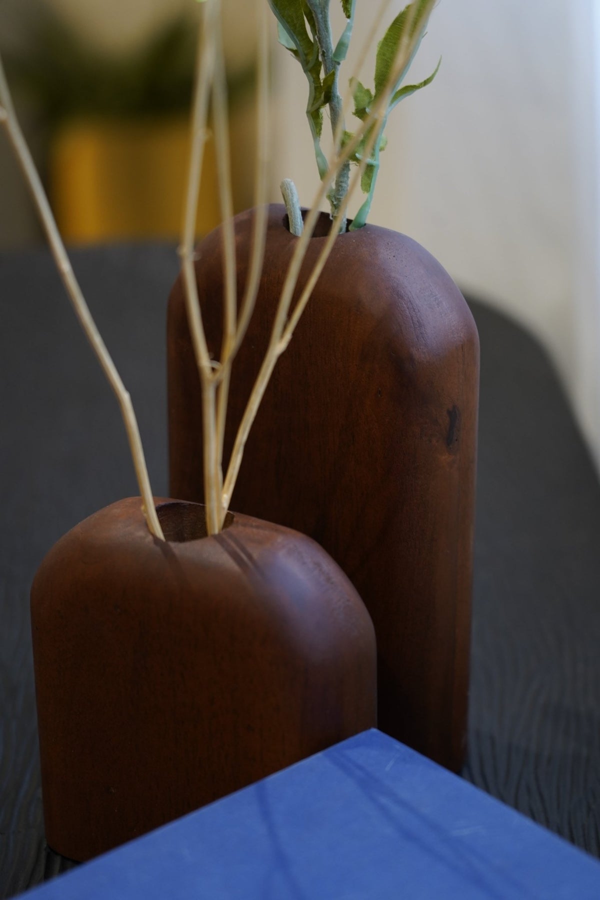 Vase Table Decors| Roots Furniture