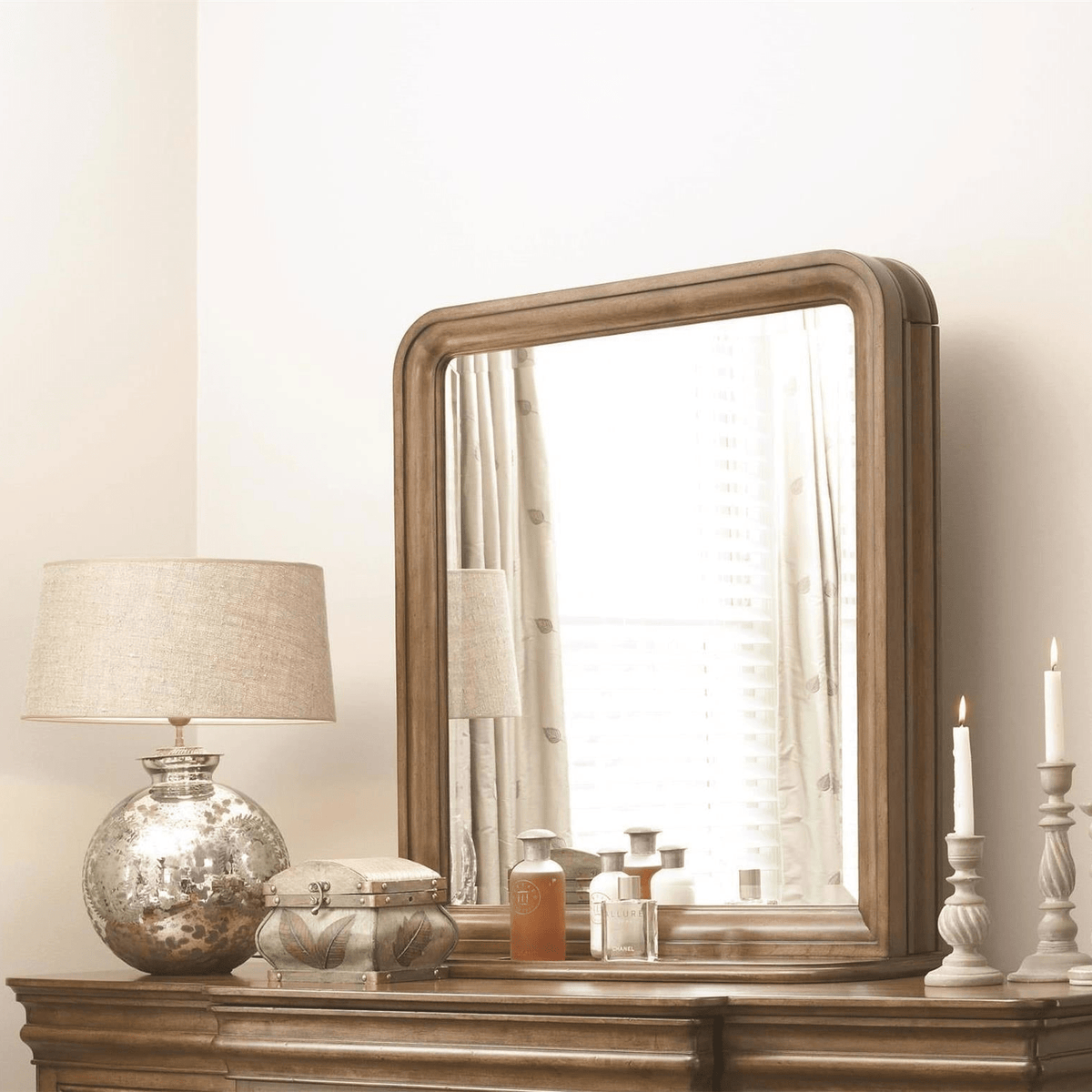 Vertical Storage Mirror Mirrors| Universal