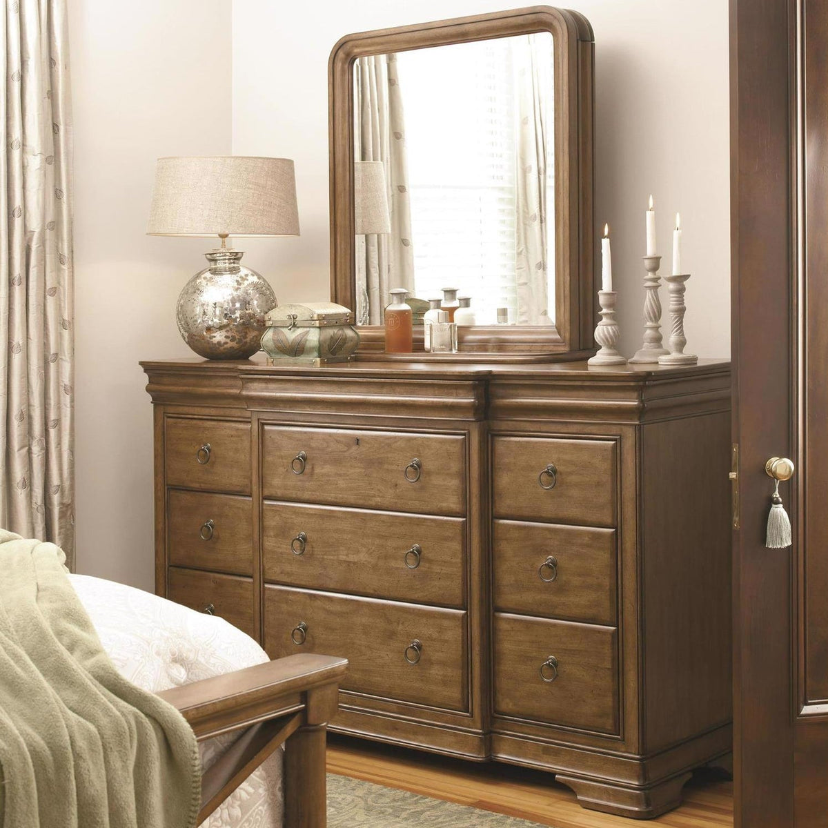 Vertical Storage Mirror Mirrors| Universal