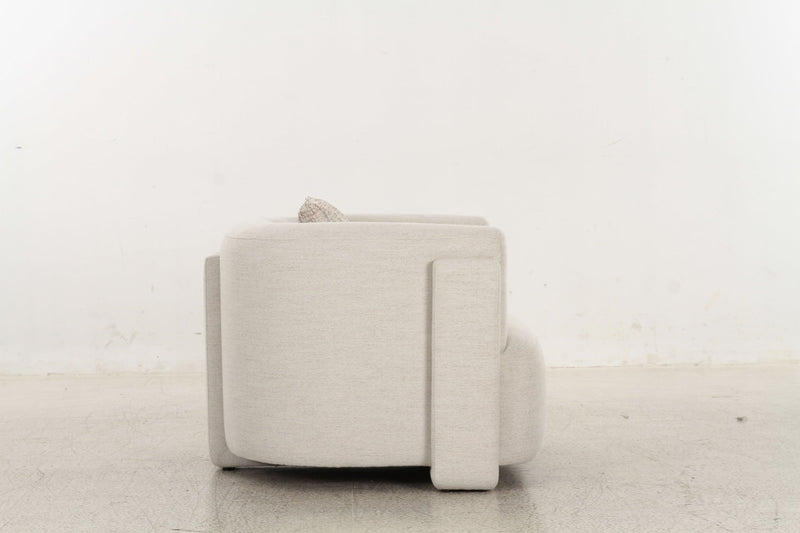 Vienna White Chair - Al Rugaib Furniture