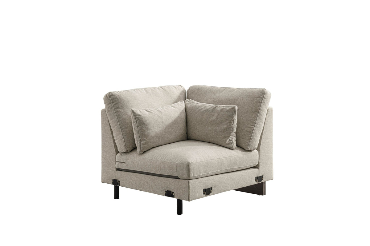 Violin Beige Corner Sectionals| Roots Furniture