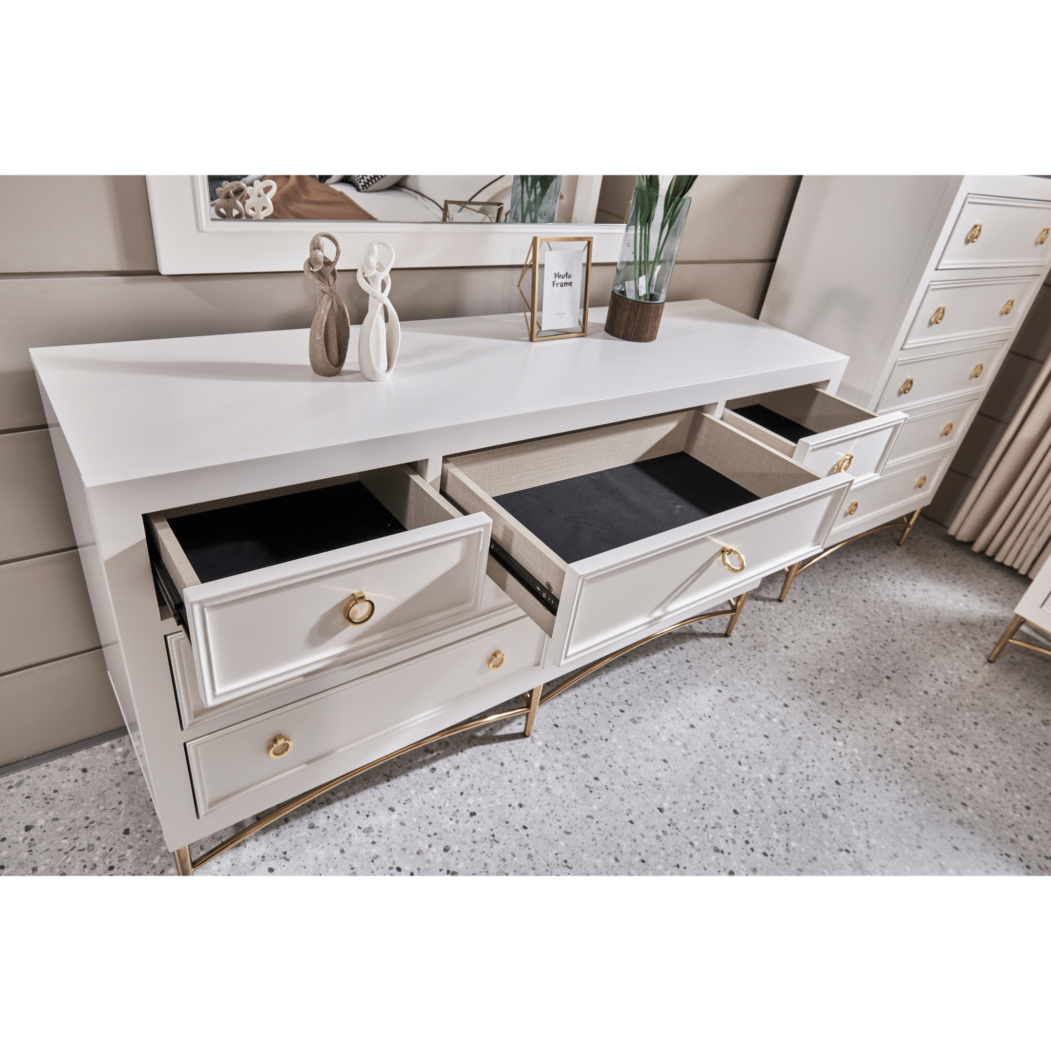 WHITE PEARL DRESSER Dressers| Roots Furniture