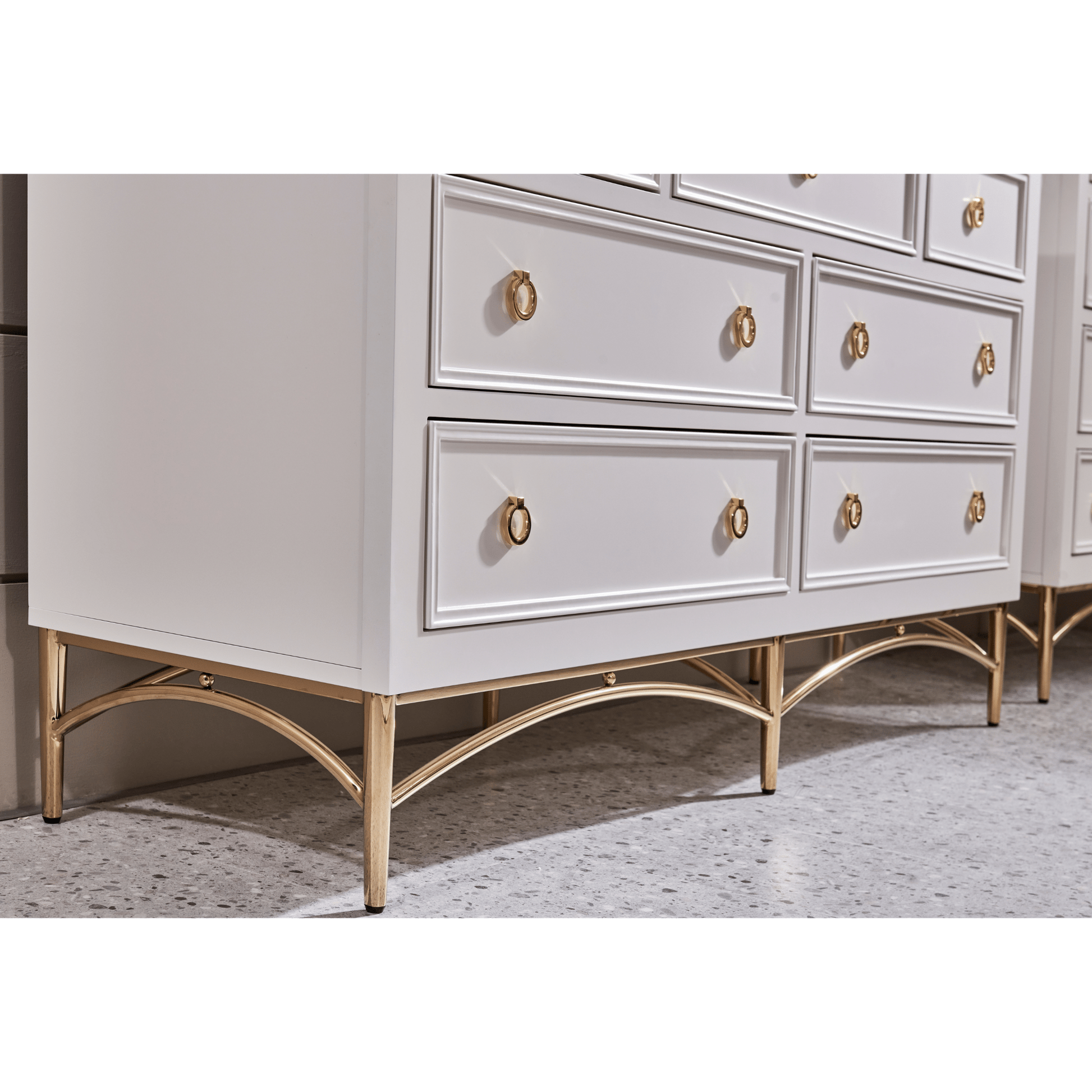 WHITE PEARL DRESSER Dressers| Roots Furniture