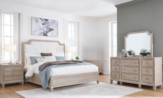 طقم غرفة نوم جورلاينا بحجم كينغ