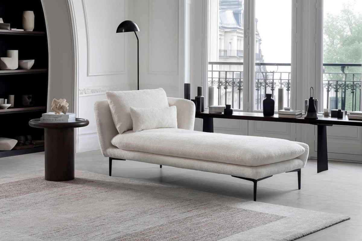 Willow Grove Cream Bench x W85 Benches| Roots Furniture