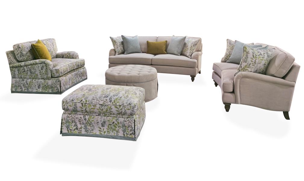 WOOD FRAME UPHOLSTERED BEIGE LOVESEAT KD / KD Sofas & Loveseats| Magnussen