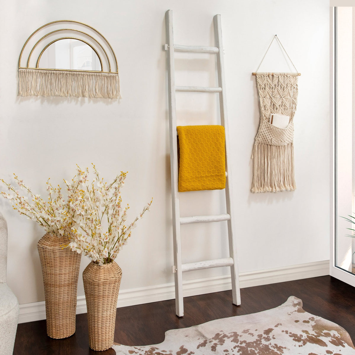 WOODEN , DECORATIVE 76" LADDER, WHITE Table Decors| Sagebrook Home