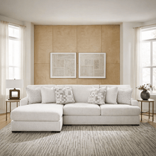 Wynncroft Manor 2-Piece Sectional Sofa Chaise