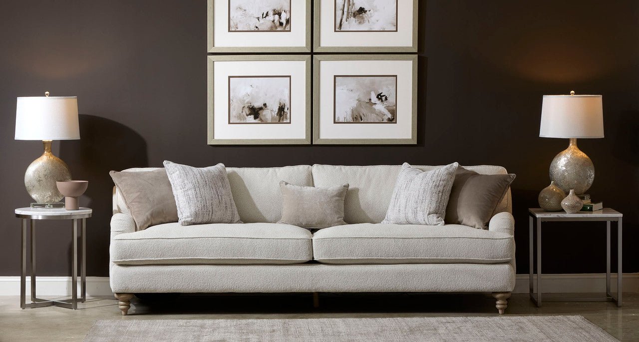 XL Sofa Sofas & Loveseats| Magnussen