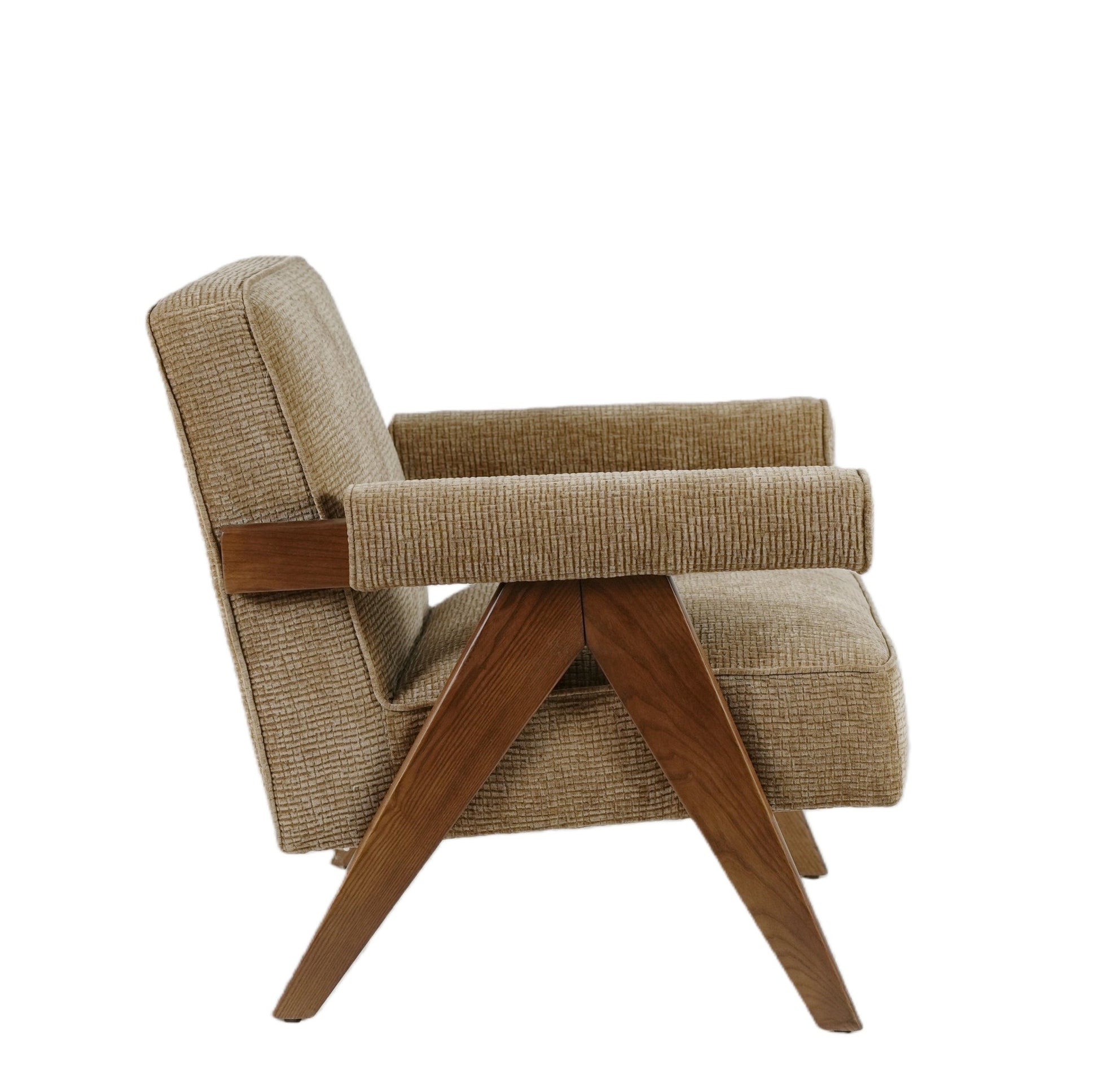 Zeta Accent Chair Chairs| Roots Furniture