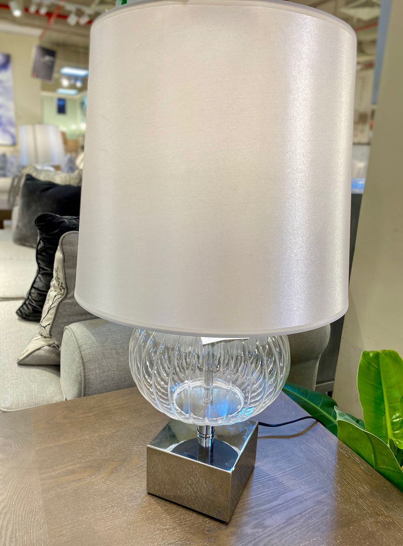 TABLE LAMP (6559375032416)