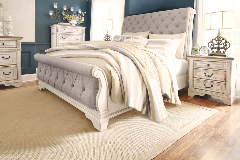 Realyn King Bed (4596925857888)