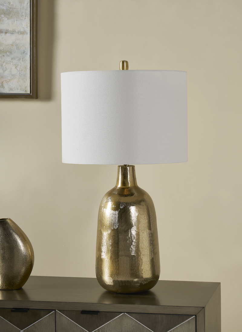 TABLE LAMP IN BRASS FINISH (6568894890080)