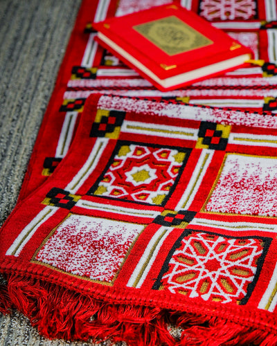 Mutmayiza Red  Prayer Mat (6569038512224)