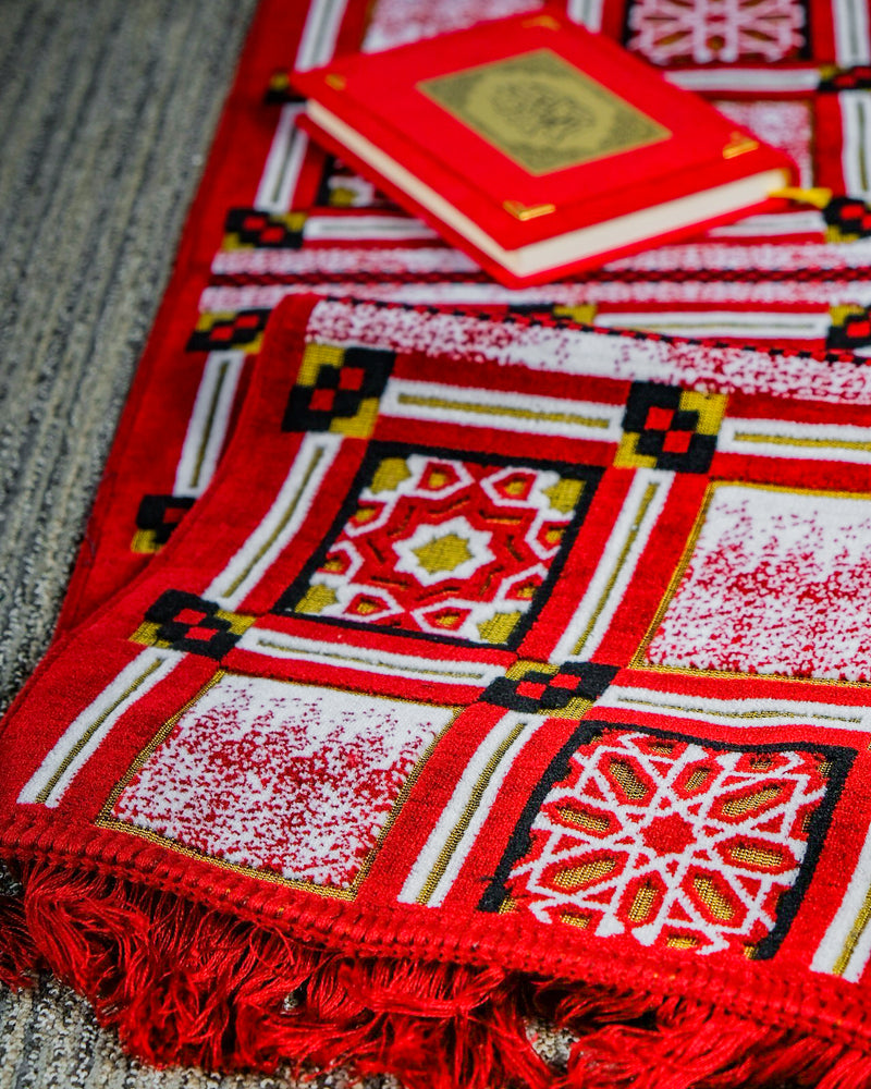 Mutmayiza Red  Prayer Mat (6569038512224)