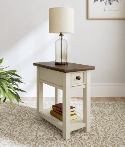 Bolanburg Chairside End Table (6645106016352)
